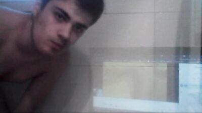 Shower Masterbation in Nantes - Solo Voyeur Web-Cam Masturbating