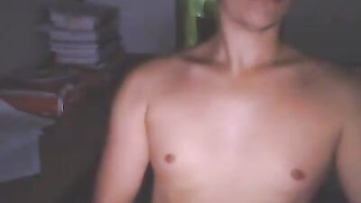 Omegle - Slim Geek Latino