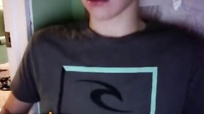 Omegle Cuties Face-Paced Webcam Performance