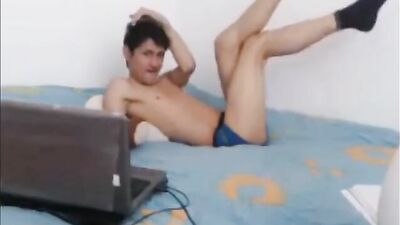 Latino Web Show: Hands-On Latino Web-Cam Experience!