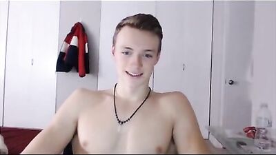 Flexing & Cumming with Timmy - The Ultimate Gay Porn Experience!