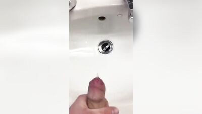 Cumming in Public: Brit Boys Ultimate Experience