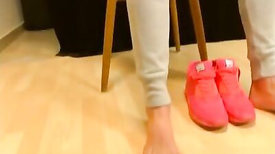 Young Skater Boy Exposed & Cumming: The Ultimate Casting Experience