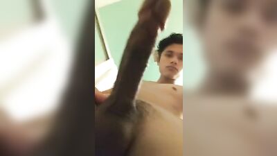 Straight Boys First Time: Cum Dripping Handjob!