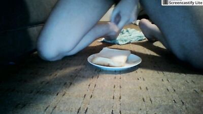 Cum sandwich: Amateur Cum Shots Solo