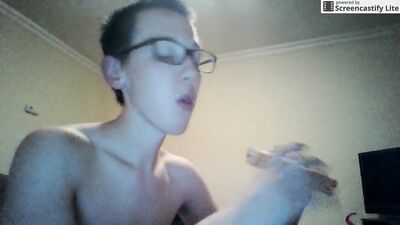 Cum sandwich: Amateur Cum Shots Solo