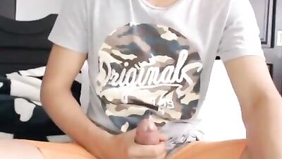 Two Colombian Stallions: Uncut Amateur Action with Huge Cocks!