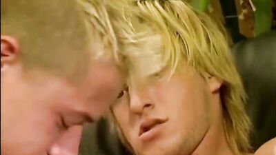 De Biman Hotboys 714 - Action-Packed Bareback Blond Boys!