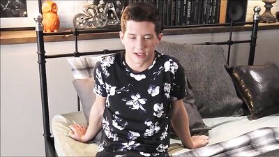 Pumping Help and Accessories: A Gay Porn Adventure