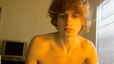 Young Blond Twink Delivers Amazing Cock Sucking Show!