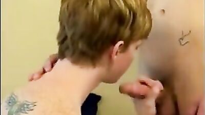 Gay Porn Home Alone: Bareback Sex with Boyfriend!