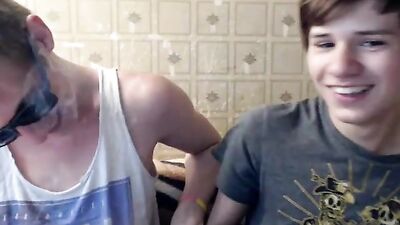 Twin Hunks Cum-Free Camshow!