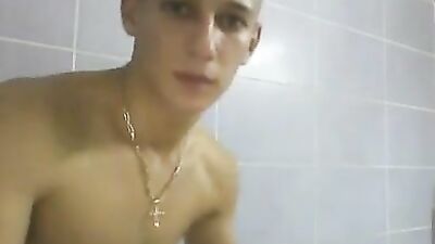 Young Hottie in the Bathtub - Cum Shots & Handjobs Galore!