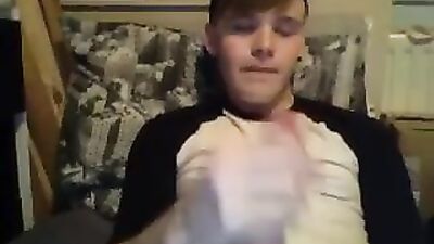 Big & Beautiful: Cuties Gay Porn Video Adventure