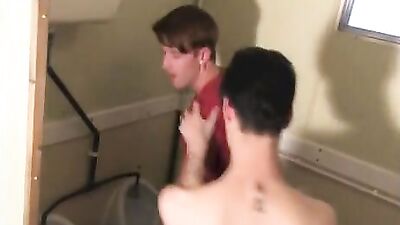 Raw Public Barebacking: BB Boys in the Wild Open Air!