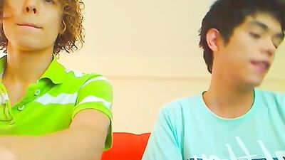 Gay Porn Camshow - Noha and His Hot Friend!