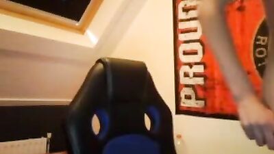 The Return Of The Nice Dutch Boy - Exploring New Cumshots With Big Amateur Cocks!