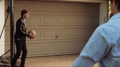 Sci-Fi First Time Short Films Vintage - Bull Shit!!! (190 characters)