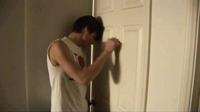 Fucking in Red Bed: Big Cocks and Oral Delights