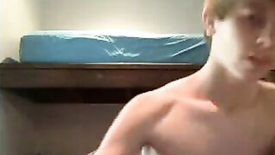 Blonde Cutie Smoothie on Cam: Gay Porn Explosion!