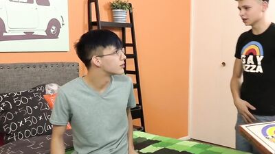 Gay Pizza Lovers Delight - A Gay Porn Video with Pizzas and Hot Men