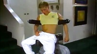 Cute blond vintage bareback: Big Cocks Action!