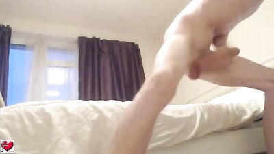 Huge Cocks: Ultimate Solo Cummer!