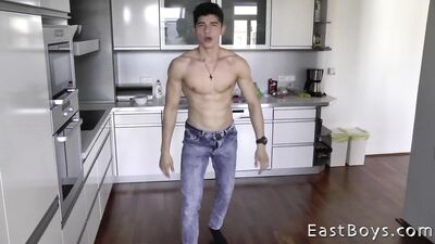 Exclusive - Jared Shaw in Prague