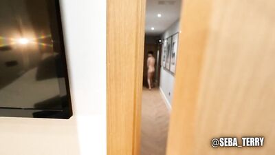 young slut deepthroating in hotel