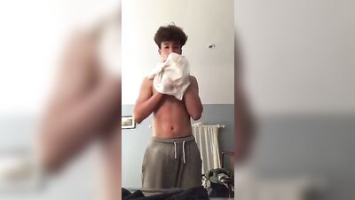 Gay Porn Video: Jacking Horny Tate - A Gay Sex Story