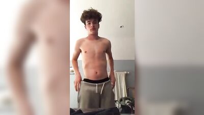 Gay Porn Video: Jacking Horny Tate - A Gay Sex Story