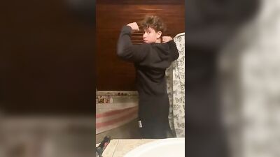 Jock Nude Soft Cock Bathroom - Ashers New Adventure