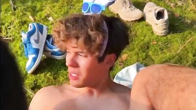 Outdoor Boys Fun in the Sun with CamSven Bunny!