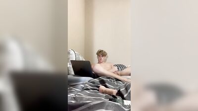 Gay Porn - Nude Jacking with Hottie Preppy Boy Jackson