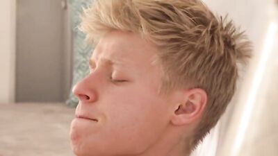 Gay Porn Solo Jerking Bliss - A Moment Alone 4 Sven