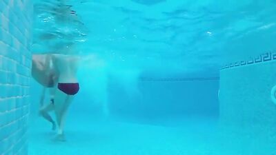 Bareback Blowjobs: Cute Boys Swimming in Cum!