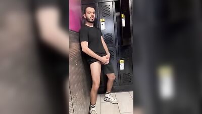 Gay Dude Cums Again in Public Outside! Amateur Handjobs and Solos Revealed