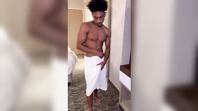 Blackies Cockjacking Spree: Muscle Tyrese Strokes his Black Beast to a Cum