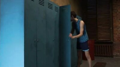 Skinned Twinks Bareback Delights: Big Cocks & Oral Fun!