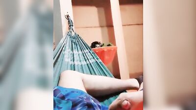 Young Cuties Raw Cum Shot: The Ultimate Web-Cam Experience!