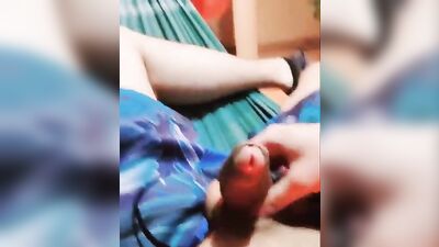 Young Cuties Raw Cum Shot: The Ultimate Web-Cam Experience!