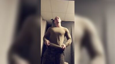 Stripping Army Dude: Shaved Cock Nudes - Gay Porn Video
