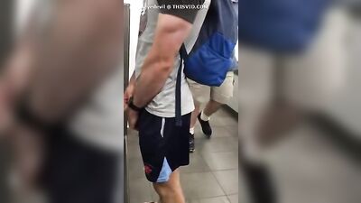 Voyeur in Public: Spy Bro 13 Uncut!