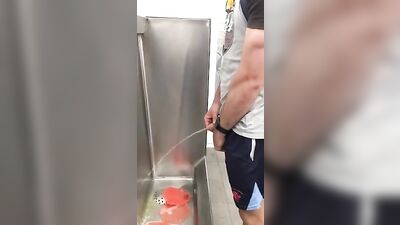 Voyeur in Public: Spy Bro 13 Uncut!