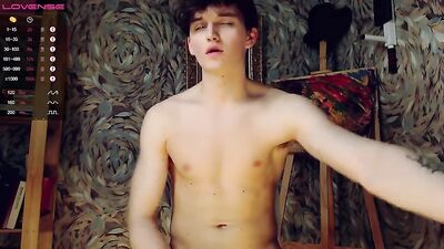 Web-Cam Boy Next Door: Hard and Cute Twink in Action!