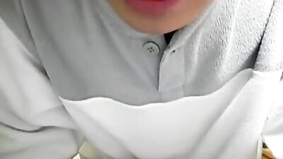 Japanese Amateur Cumshot Selfie Delight - The Ultimate Asian Boys Experience!