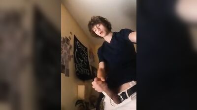 Curly Hair Twink Cum Queens and Rule the World!