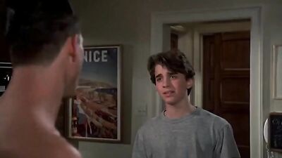 Twink Ass Play in HD: Steamy Solo Action!