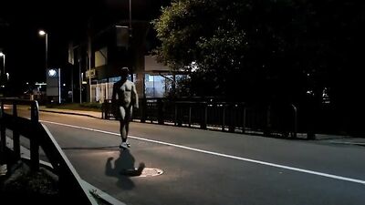 Risky Night Streets Nude Outdoor Amateur Gay Porn Video - Walking