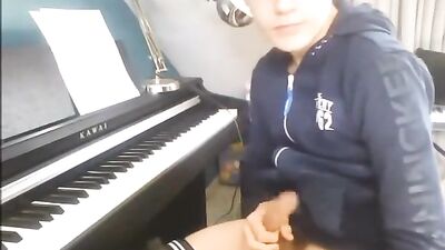 Young Piano Player Exposes His Manhood - Gay Web-Cam Solo